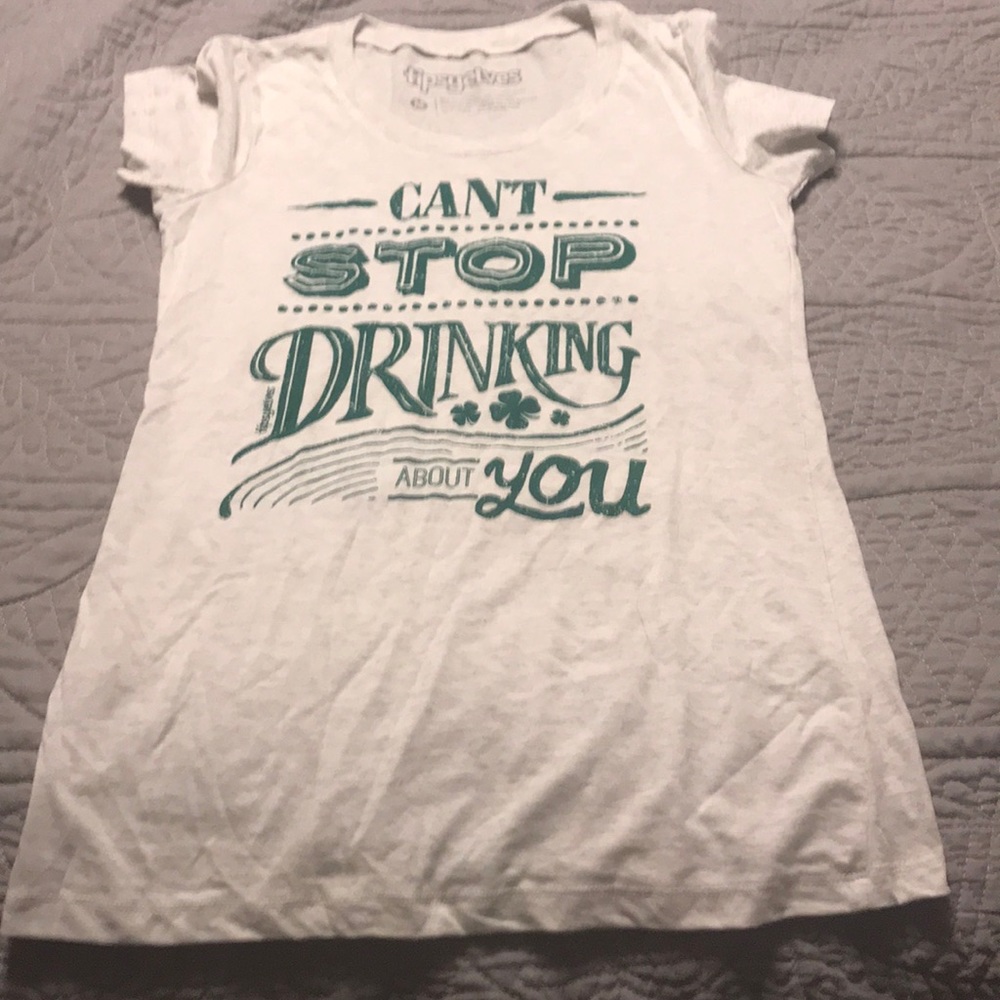New St Patty’s Day Graphic Tee 🍻 ☘️🚭